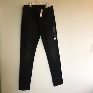 Black skinny jeans